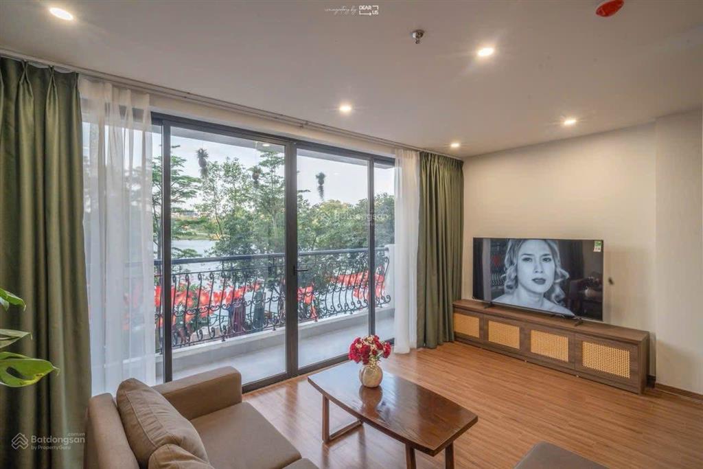 Bán toà chdv mặt phố vũ miên, tây hồ 130m2 x 8t, lô góc, view hồ tây, dòng tiền 150 triệu/th