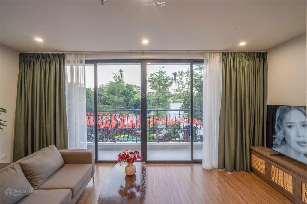 Bán toà chdv mặt phố vũ miên, tây hồ 130m2 x 8t, lô góc, view hồ tây, dòng tiền 150 triệu/th