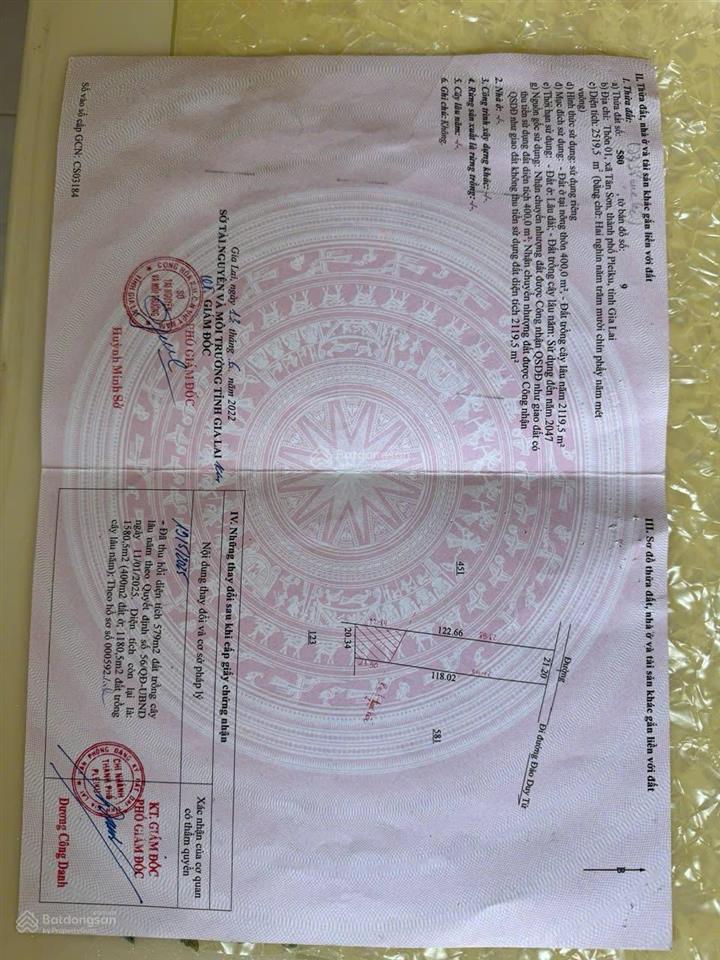 2 mặt tiền quá đẹp trước sau, 1 tầm nhìn biển hồ, 1 mặt là đường kinh tế đông tây rộng 50 m