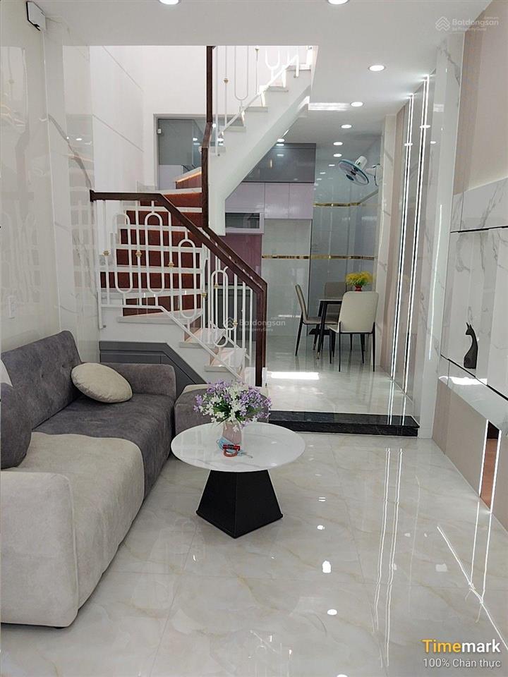 Bán nhà riêng tại trần thánh tông, 4,45 tỷ, 26 m2, 2pn, 2wc, tiện ích đầy đủ