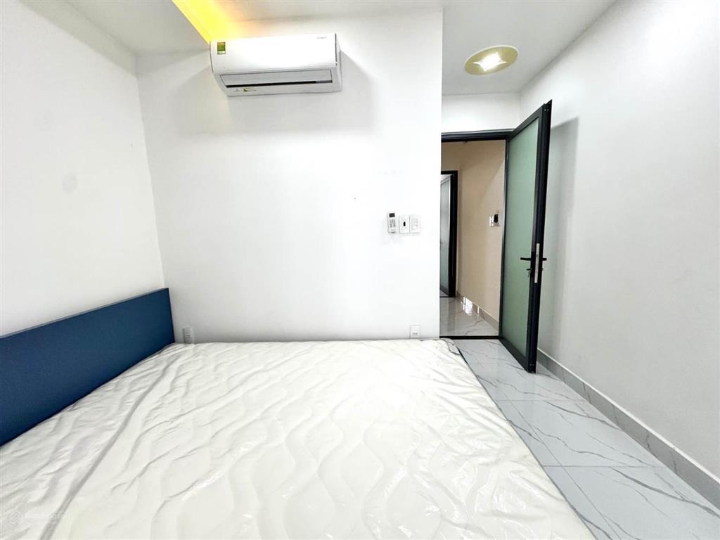 Nhà 2 mặt hẻm trước sau nguyễn kiệm, 52m2 đất, 3.5m x 15m, 2 tầng, tặng full nội thất chỉ 6.8 tỷ