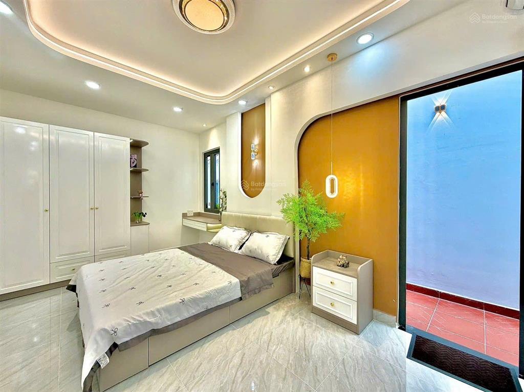 Khu vip hoa sữa phan xích long phú nhuận, 60m2 đất, 4,2mx14, 3pn, full nội thất