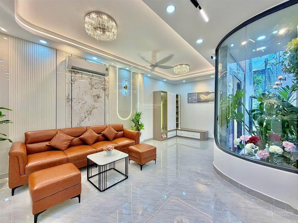 Khu vip hoa sữa phan xích long phú nhuận, 60m2 đất, 4,2mx14, 3pn, full nội thất