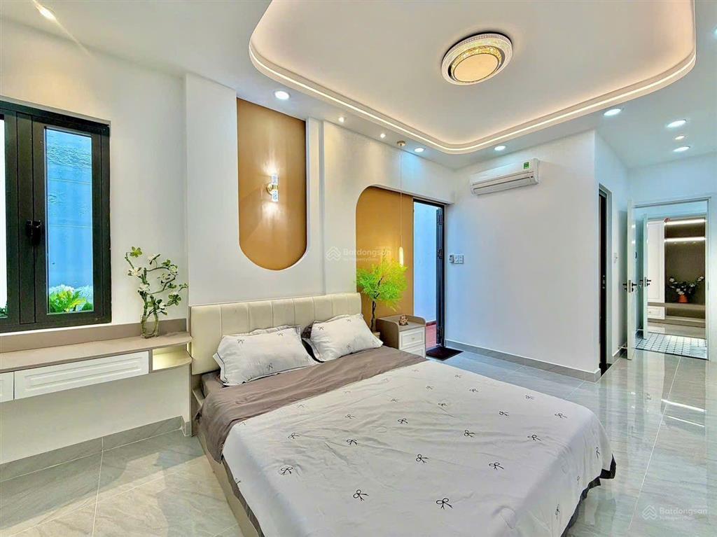 Khu vip hoa sữa phan xích long phú nhuận, 60m2 đất, 4,2mx14, 3pn, full nội thất