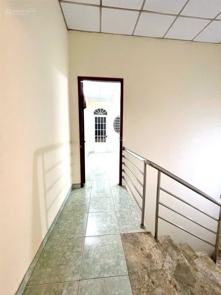 Nhà hxh 3 tầng  76m2,sau căn mt nguyễn thượng hiền  bình thạnh. sổ vuông, không lộ giới, giá 8.5t