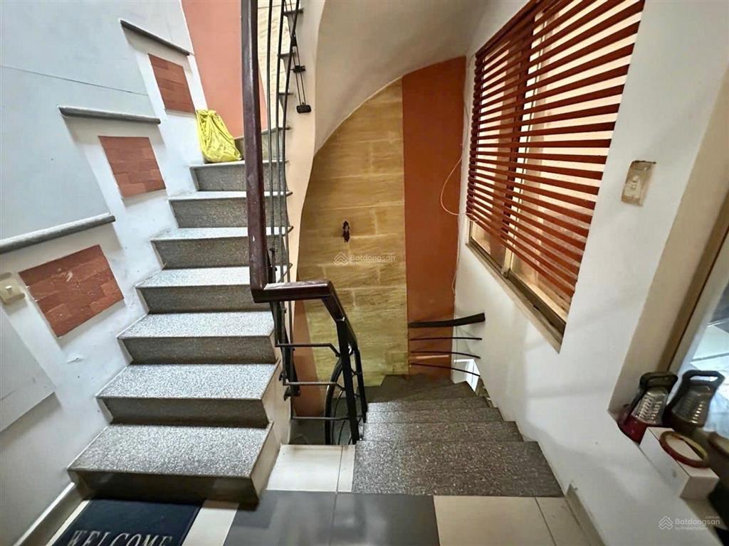 Hẻm xe hơi gần mặt tiền, gần đh hồng bàng bình thạnh  4 tầng  7pn 7wc, 4.2mx22m, cn 88m2  10.4ty