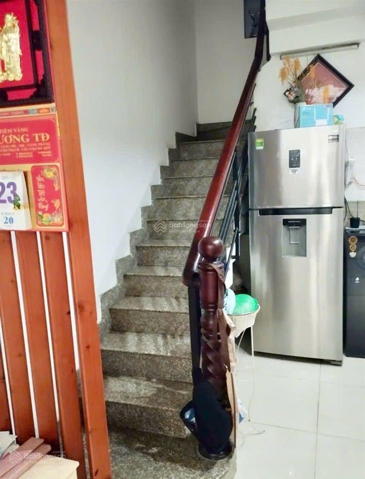 Nhà 5 tầng  hẻm xe hơi bùi văn thêm, phú nhuận  3.2mx10m  4pn 4wc
