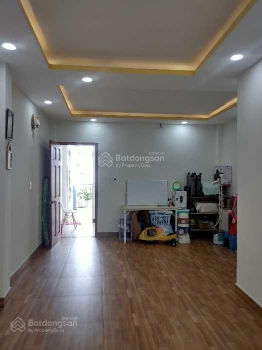 6.6 tỷ  dt 66m2  4.5mx15m  4 tầng  hxh đỗ cửa nguyễn văn công  gần sân bay  4pn 5wc