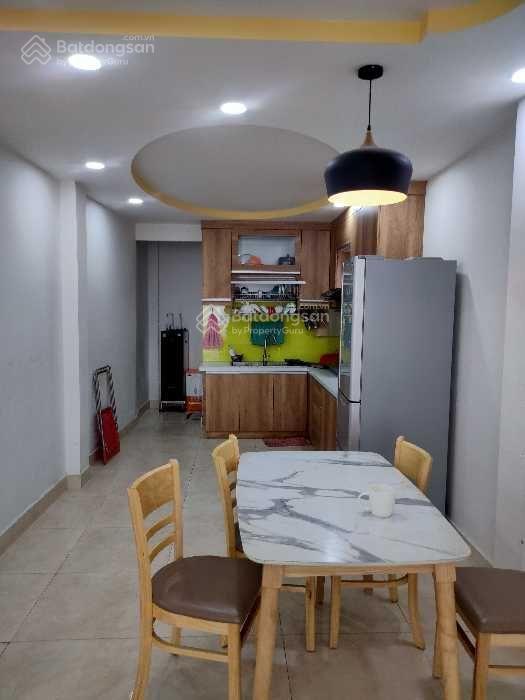 6.6 tỷ  dt 66m2  4.5mx15m  4 tầng  hxh đỗ cửa nguyễn văn công  gần sân bay  4pn 5wc