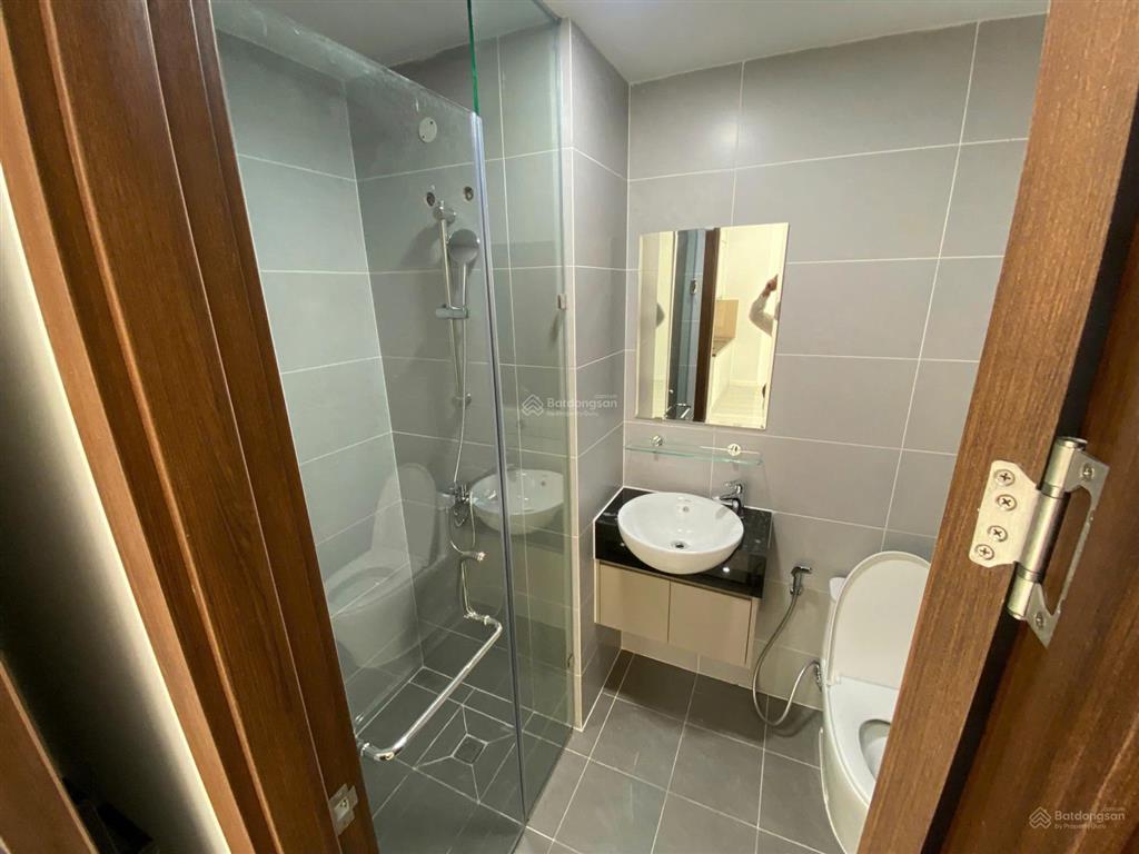 Giỏ hàng bcons city căn góc 2pn  2wc, ntcb, giá 5,7 triệu/tháng sp 24/7.