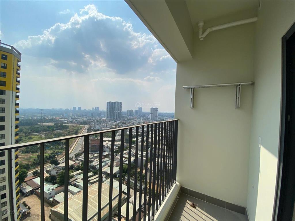 Giỏ hàng bcons city căn góc 2pn  2wc, ntcb, giá 5,7 triệu/tháng sp 24/7.