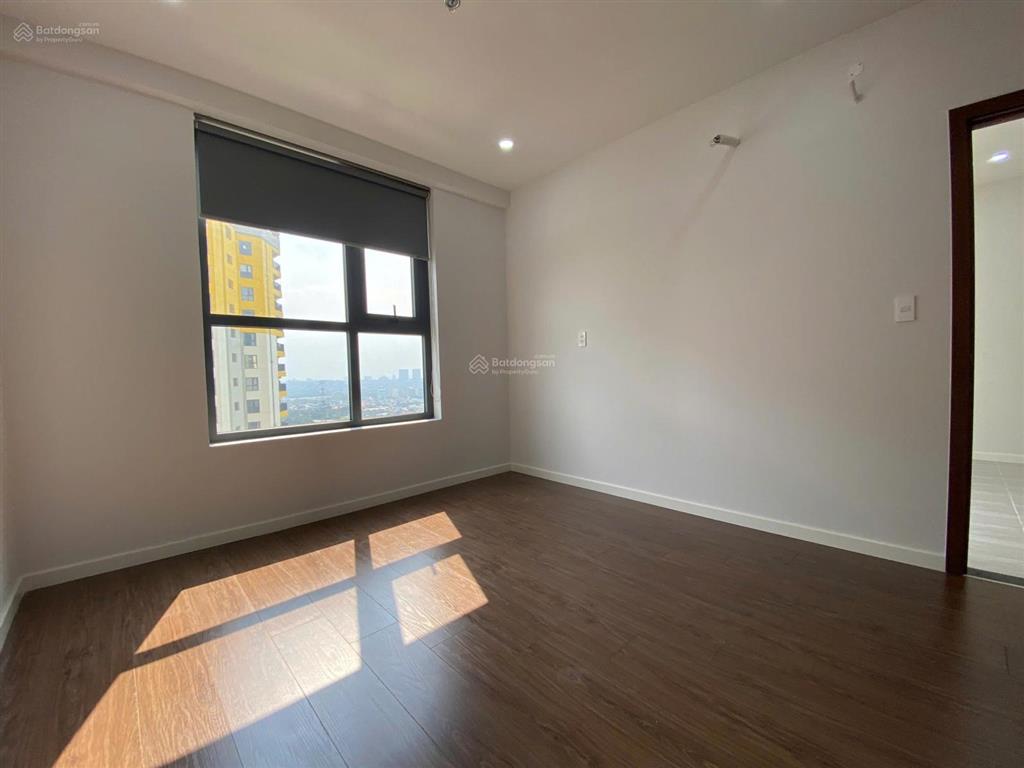 Giỏ hàng bcons city căn góc 2pn  2wc, ntcb, giá 5,7 triệu/tháng sp 24/7.