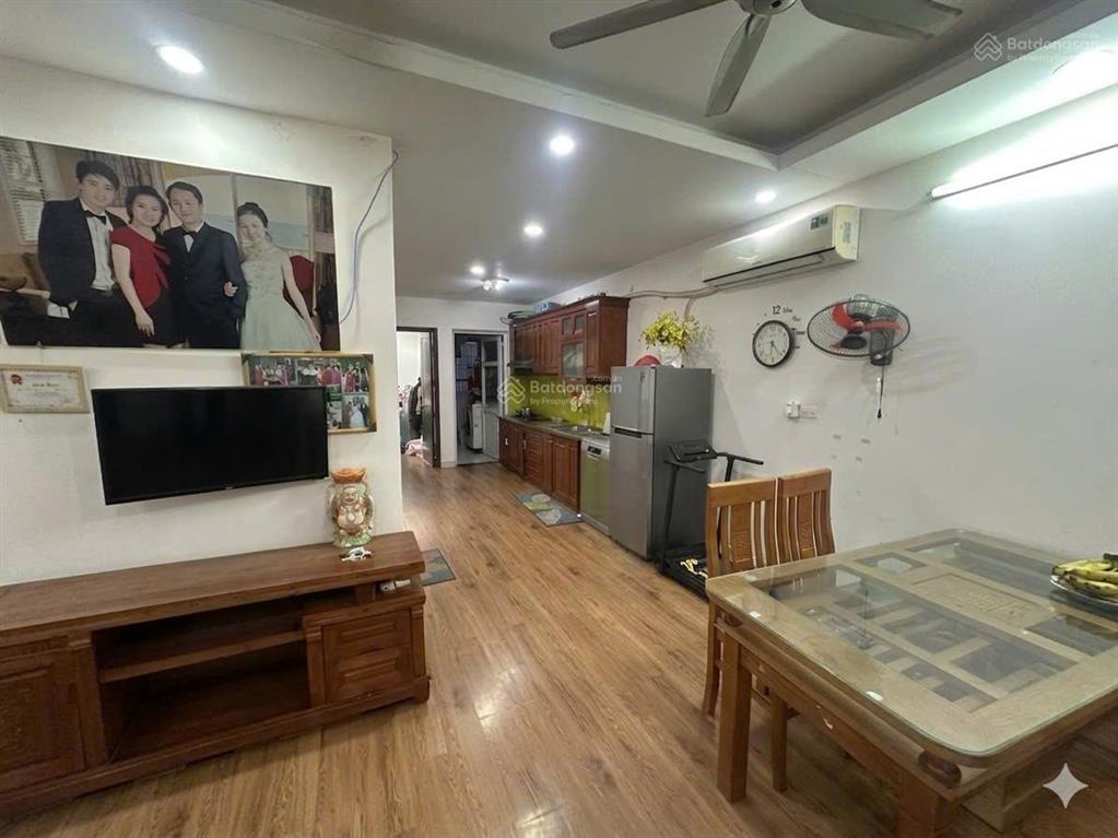 Sổ hồng chính chủ.diện tích căn 69.1 m2