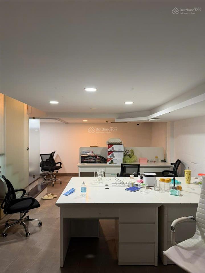 Hàng hiếm  nhà phố có hầm 5m x 20m, 1 hầm + 4 tầng có thang máy, cityland park hills gò vấp