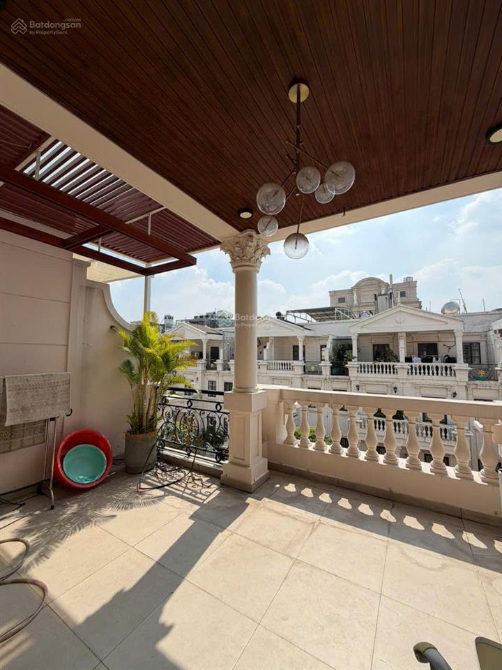 Hàng hiếm  nhà phố có hầm 5m x 20m, 1 hầm + 4 tầng có thang máy, cityland park hills gò vấp