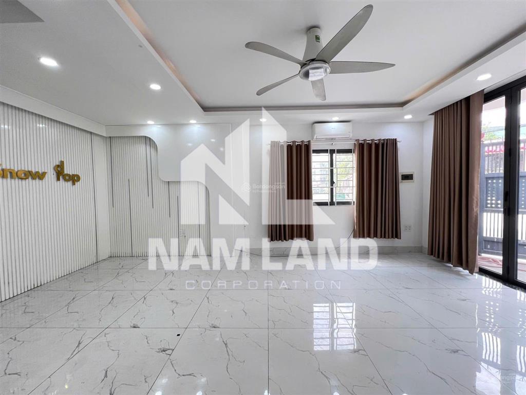 Cho thuê vp kết hợp ở, căn góc 2mt, 3pn, sàn trống, sân hông, giá 35tr