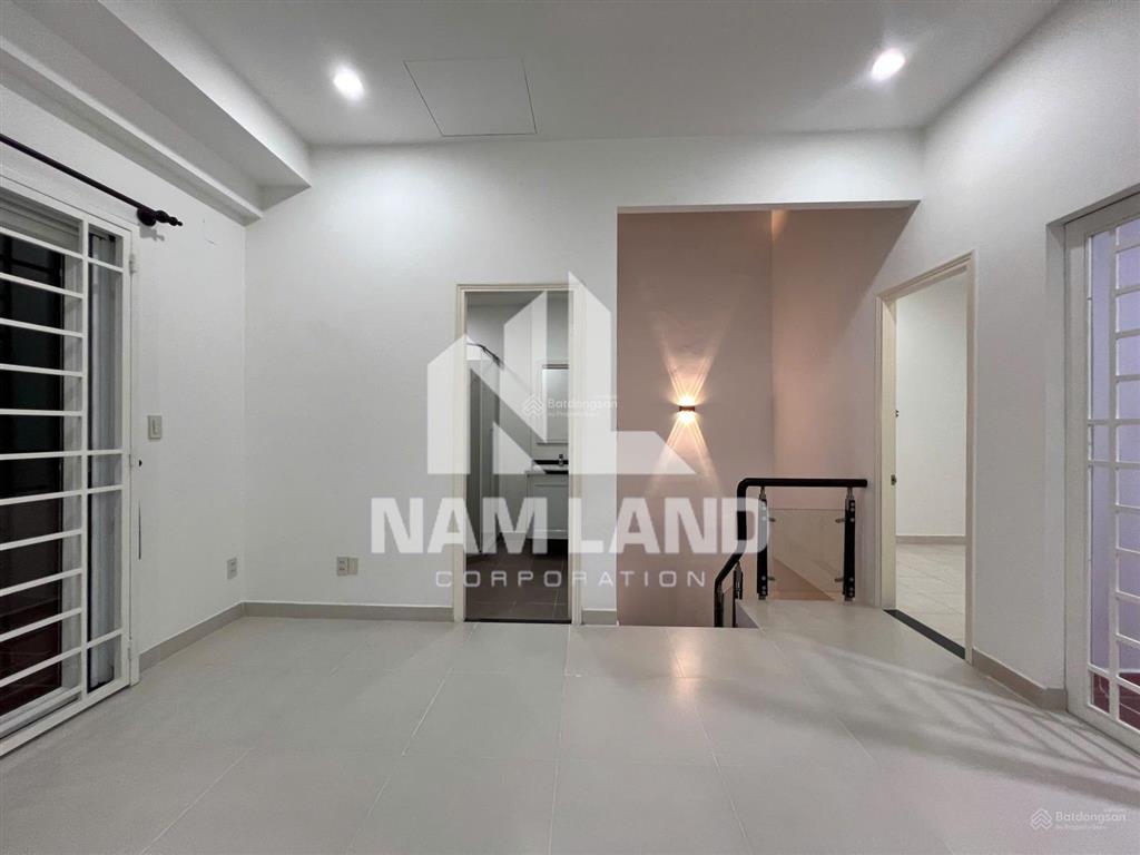 Cho thuê nhà 5pn, 5wc, 200m2, 40tr, tại liên phường, phước long b, q9, hcm