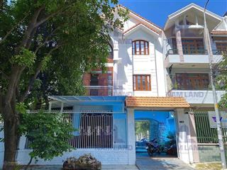 Cho thuê nhà 5pn, 5wc, 200m2, 40tr, tại liên phường, phước long b, q9, hcm