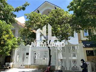 Nhà cho thuê làm văn phòng kết hợp ở, 200m2 trêt 3 lầu,5 phòng,5 wc,đường thông thoáng,40 triệu