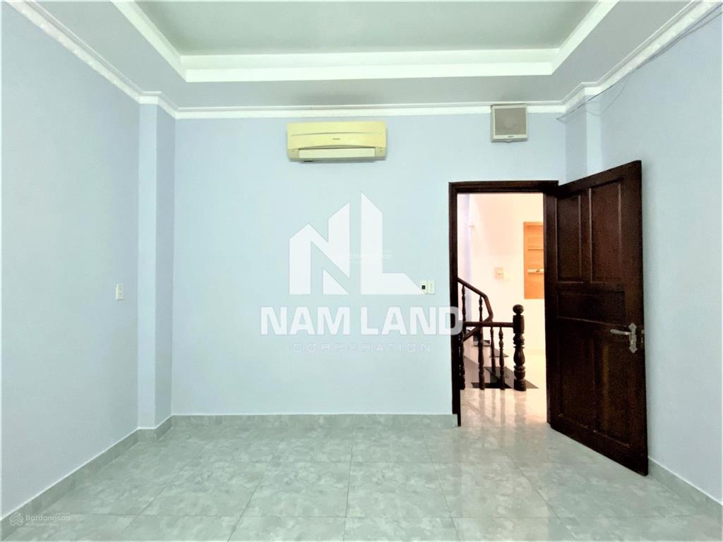 Cho thuê nhà ở kết hợp văn phòng, trệt 2 lầu, ntcb,đường thông xe tải,giá thuê 30tr