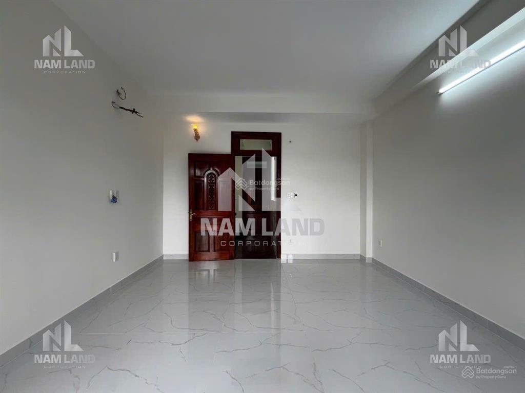 Nhà mới 100% cho thuê vp,trệt 3 lầu,6pn,6wc,giá 28tr