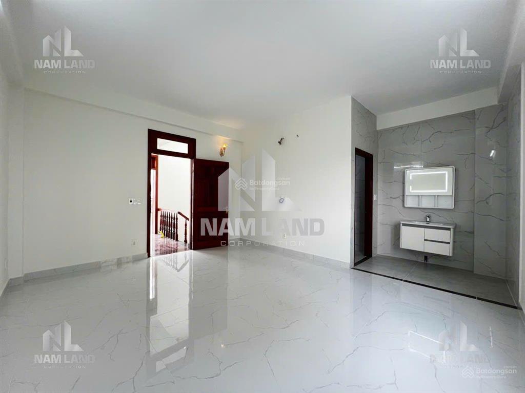 Nhà mới 100% cho thuê vp,trệt 3 lầu,6pn,6wc,giá 28tr