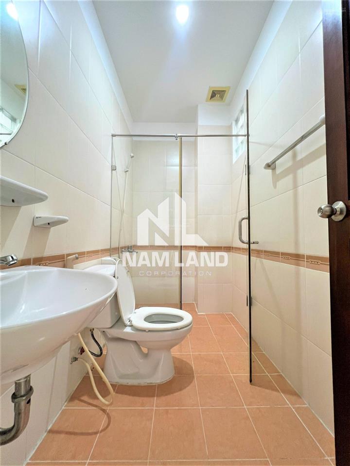 Nhà cho thuê trệt 2 lầu,120m2,5pn,5wc,giá 28tr