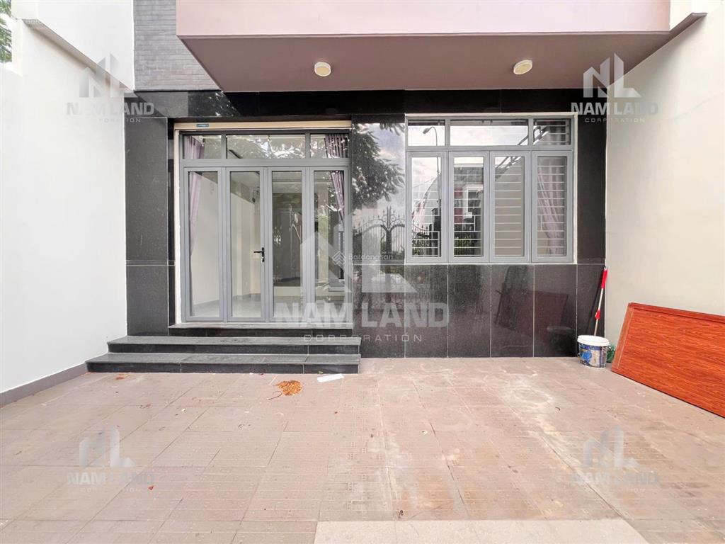 Cho thuê nhà ở kết hợp vp 8x20, trệt 3 lầu sân thượng, 5pn,giá 30tr