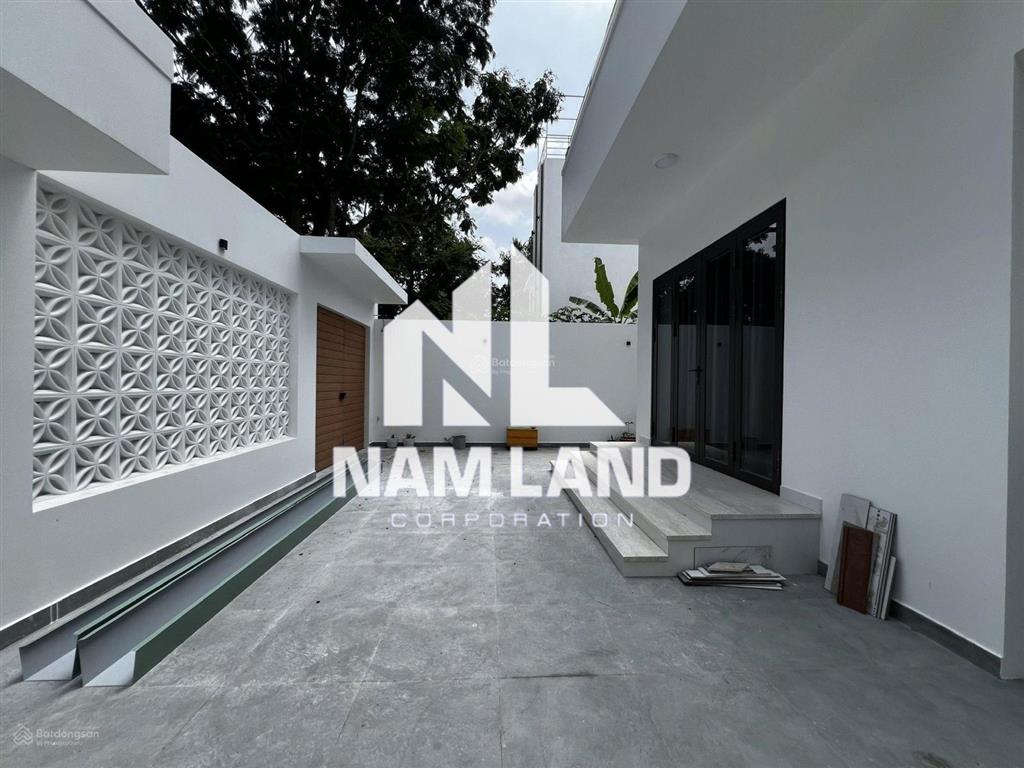 Nhà cho thuê trệt 2 lầu, sân trước, ntcb, 6pn,6wc,giá 28tr
