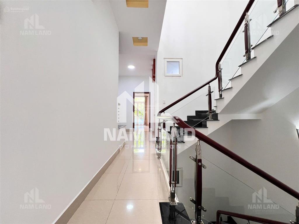 Nhà mới cho thuê ở kết hợp văn phòng, trệt 3 lầu,đường xe tải,giá 25tr