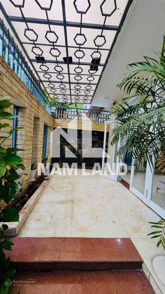 Cho thuê nhà gần ubnd thủ đức, trệt 2 lầu,full nội thất, giá 50tr