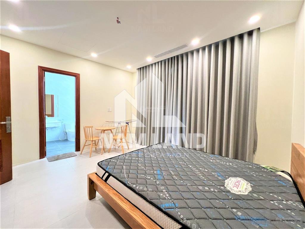 Nhà cho thuê mới 100%,ntcb,trệt 2 lầu,5pn,5wc,160m2,thang máy,giá 30tr