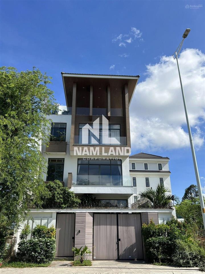 Nhà cho thuê full nội thất cao cấp, trệt 3 lầu, 5pn, 5wc, kdc yên tĩnh, giá 55tr