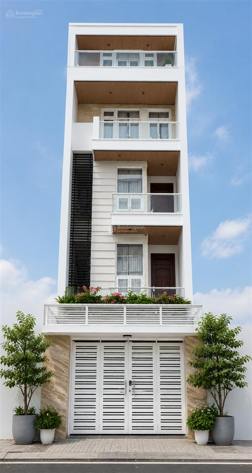Nhà cho thuê ở kết hợp văn phòng,trệt 4 lầu,ntcb,đường lớn dễ kinh doanh,giá 30tr