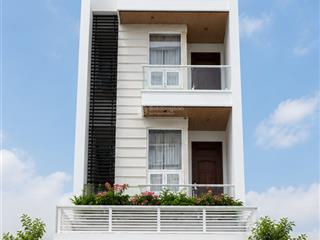 Nhà cho thuê ở kết hợp văn phòng,trệt 4 lầu,ntcb,đường lớn dễ kinh doanh,giá 30tr