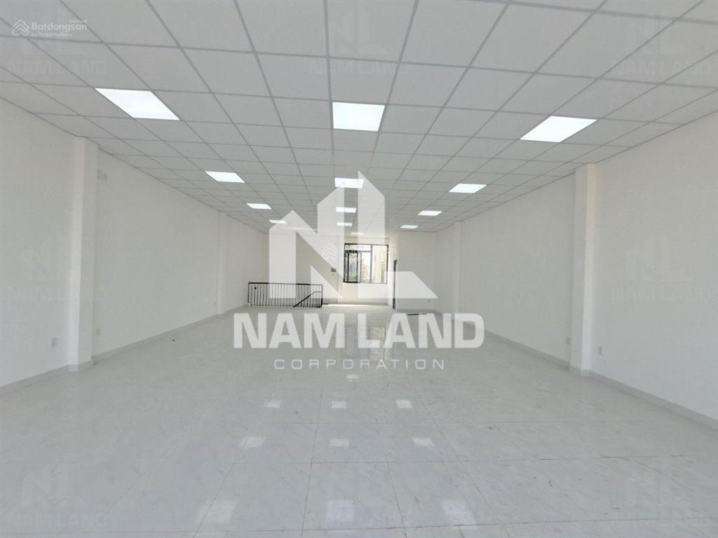 Cho thuê sàn văn phòng trống, trệt 4 lầu,200m2,góc 2 mặt tiền,giá 40tr