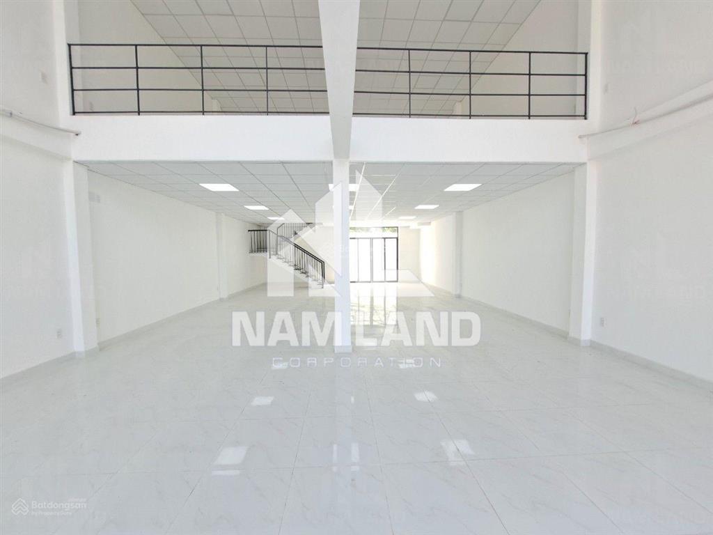 Cho thuê sàn văn phòng trống, trệt 4 lầu,200m2,góc 2 mặt tiền,giá 40tr