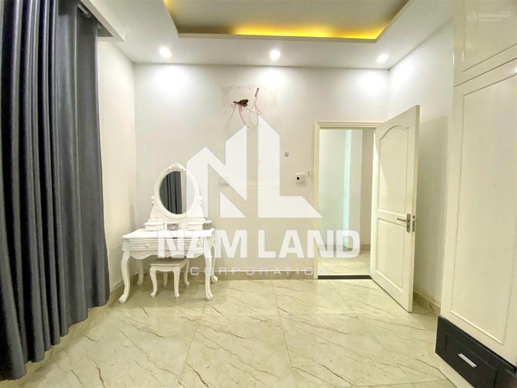 Nhà cho thuê văn phòng kết hợp ở, trệt 2 lầu, full nt, 5pn, giá 29tr