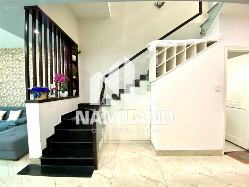 Nhà cho thuê văn phòng kết hợp ở, trệt 2 lầu, full nt, 5pn, giá 29tr
