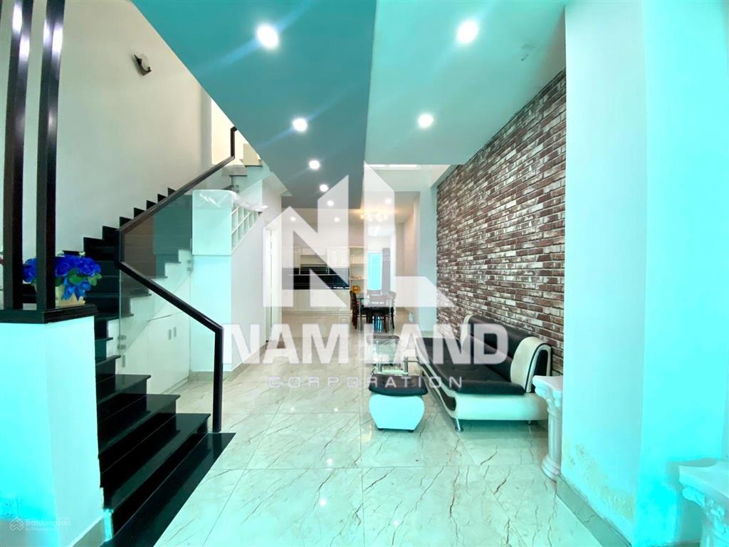 Nhà cho thuê văn phòng kết hợp ở, trệt 2 lầu, full nt, 5pn, giá 29tr