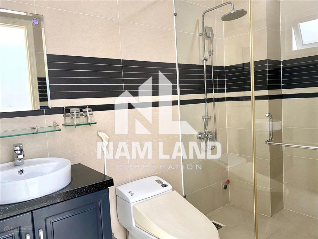 Nhà cho thuê văn phòng kết hợp ở, trệt 2 lầu, full nt, 5pn, giá 29tr