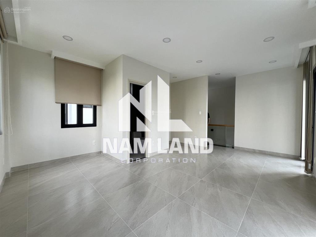 Cho thuê văn phòng kết hợp ở, trệt 2 lầu, đường lớn, sàn trống, giá 30tr