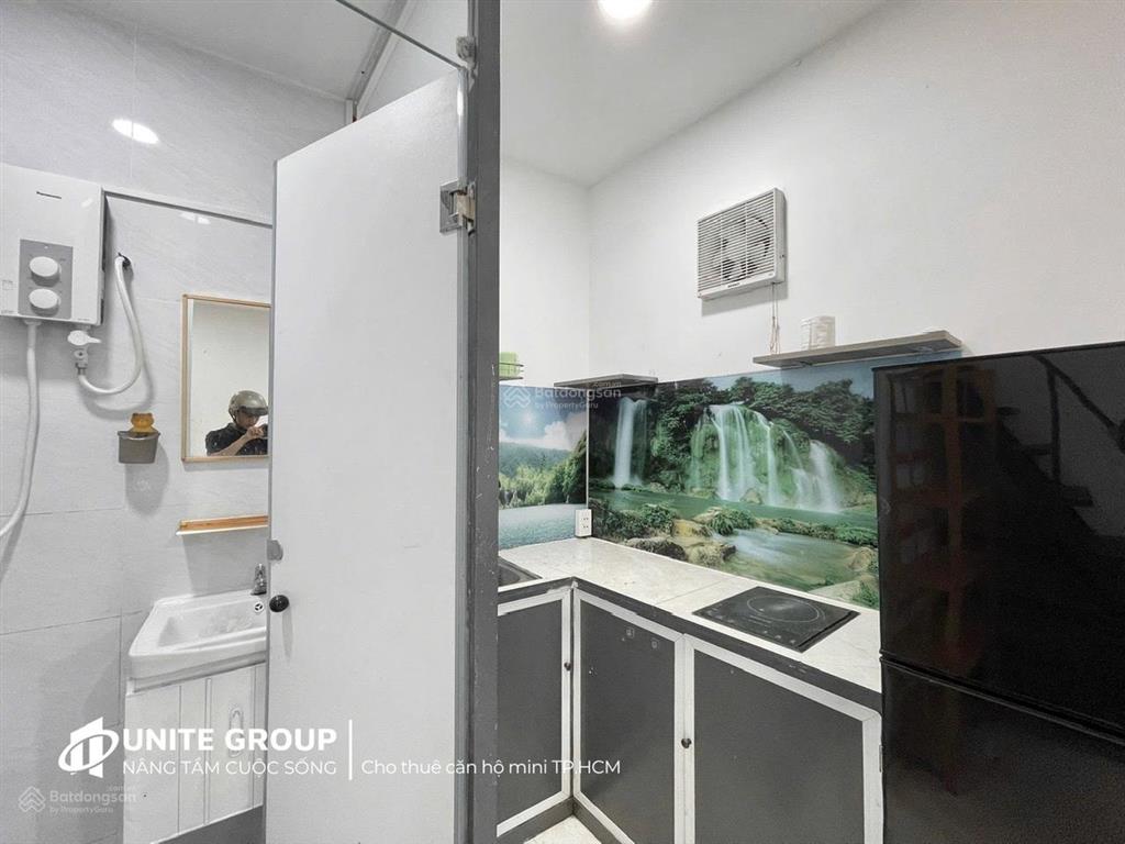 Trống sẵn 1 phòng duplex full nt gác cao 2mgần ngã tư hàng xanh, thuận tiện di chuyển quận 1, 2, 3