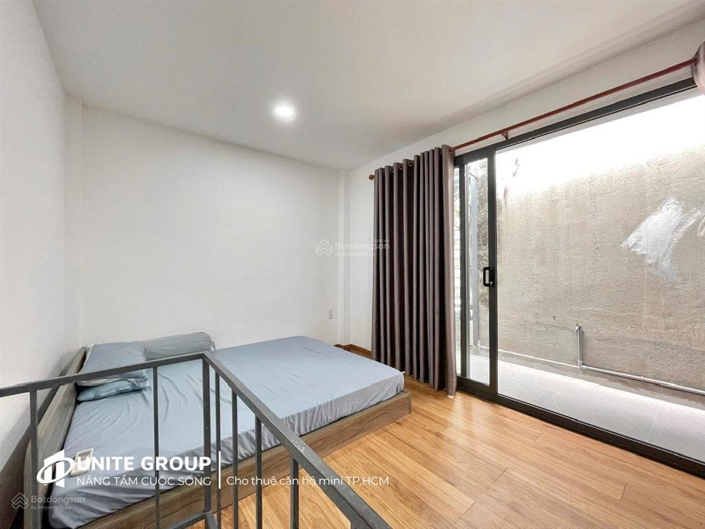 Trống sẵn 1 phòng duplex full nt gác cao 2mgần ngã tư hàng xanh, thuận tiện di chuyển quận 1, 2, 3