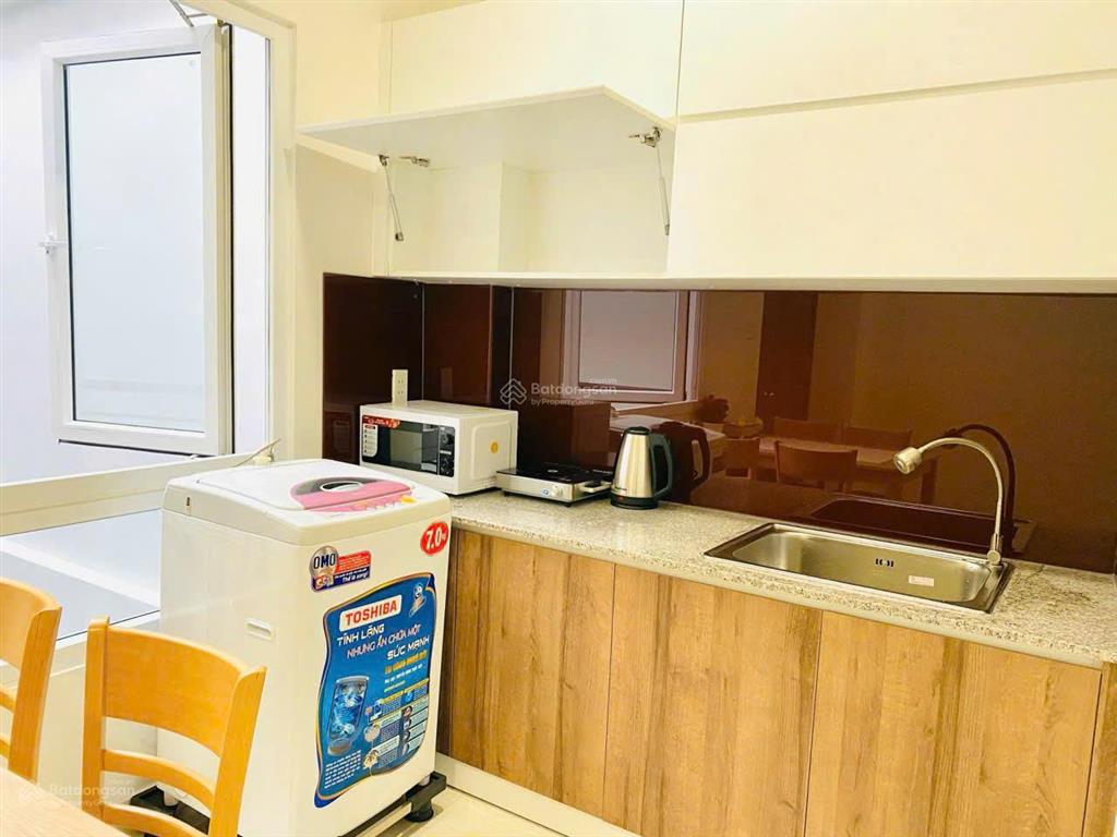 Thuê căn hộ 1pn tách bếp cửa sổ ban công tại phan văn hân  ngay trường sa, cầu thị nghè 1