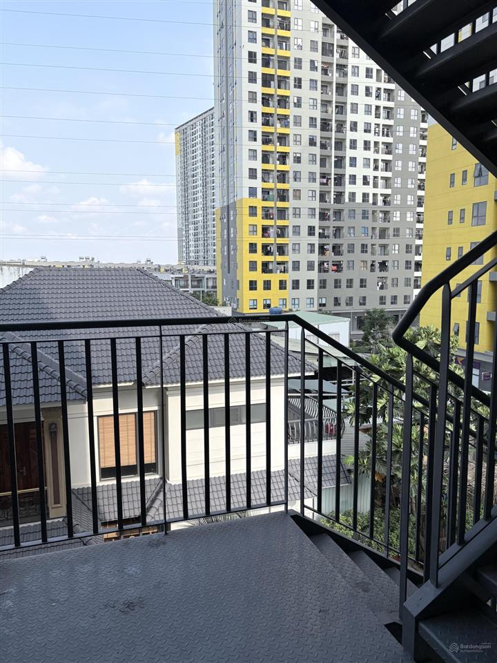 Căn mini 17m3, chỉ 4triệu, phù hợp sinh viên, ở từ 12 người. sẵn máy lạnh, bếp, tủ,..tiện ích full