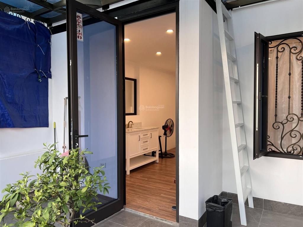 Hiếmảnh thực tế bán liền kề tô hiệu bà triệu, hà đông, 83m²x4 tầng, ô tô tránh, an ninh biệt lập