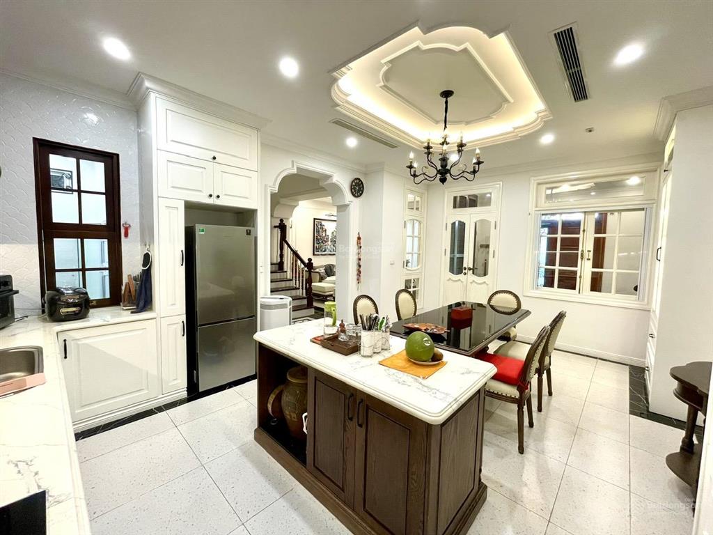 Hiếmảnh thực tế bán liền kề tô hiệu bà triệu, hà đông, 83m²x4 tầng, ô tô tránh, an ninh biệt lập