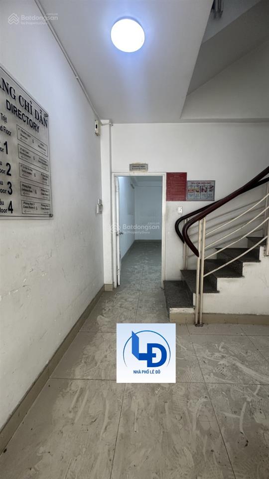Bán nhà 5 tầng mặt tiền hồng hà, vài phút ra sân bay vị trí đẹp. tân bình khu hiếm nhà bán