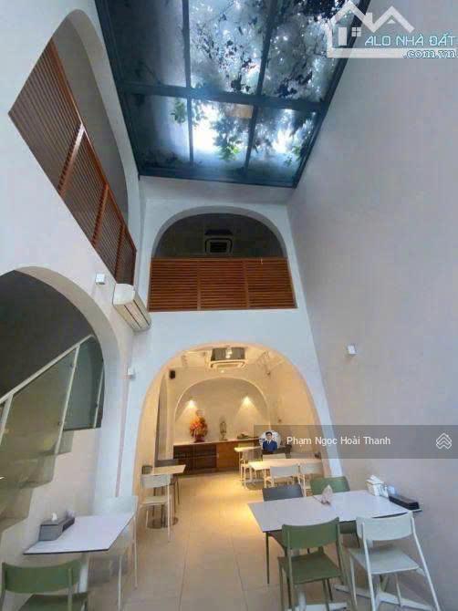 Bán villa trần hưng đạo, quận 1 || (hầm + 6 tầng) || dt 8 x 25m, (240m2) || chỉ 65 tỷ